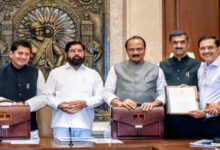 महाराष्ट्र बजट में बड़ा ऐलान, गरीब महिलाओं को 1500 रुपये प्रति माह दिए जाएंगे महाराष्ट्र बजट में बड़ा ऐलान, गरीब महिलाओं को 1500 रुपये प्रति माह दिए जाएंगे