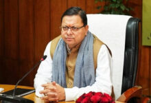 सीएम धामी ने जनता की समस्याओं को अनसुना करने वाले अफसरों से किया जवाब-तलब