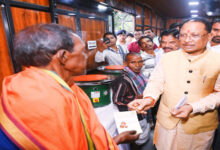 मुख्यमंत्री श्री साय के हाथों मिला 100 कुंभकारों को इलेक्ट्रिक चाक