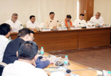 नर्मदा तट पर बसे धार्मिक नगरों और स्थलों के आसपास मांस-मदिरा का उपयोग न हो – मुख्यमंत्री डॉ. यादव नर्मदा तट पर बसे धार्मिक नगरों और स्थलों के आसपास मांस-मदिरा का उपयोग न हो – मुख्यमंत्री डॉ. यादव