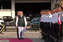 दो दिवसीय यात्रा पर ब्रुनेई पहुंचे पीएम मोदी, क्राउन प्रिंस अल-मुहतादी ने किया स्वागत