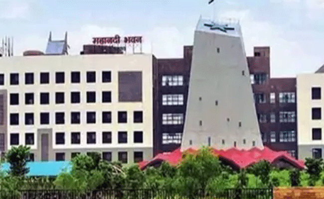 शिक्षा विभाग के अधिकारियों का तबादला