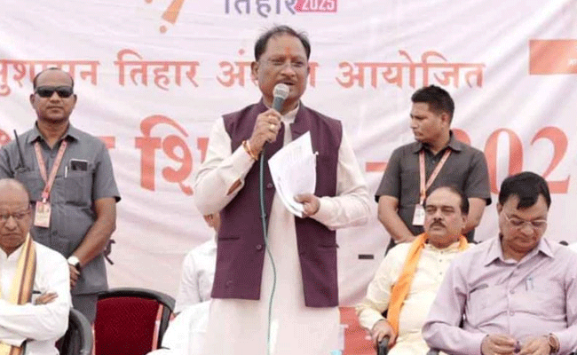 हम आपके सेवक है और आप अपनी समस्याओं को जरूर बताएं: मुख्यमंत्री
